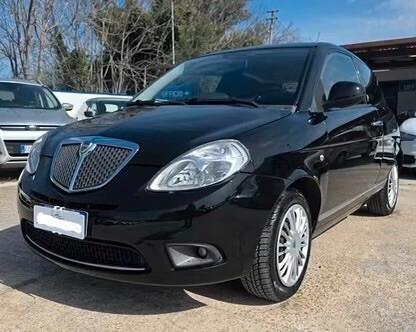 Lancia Ypsilon 1.3 mjt 75 cv
