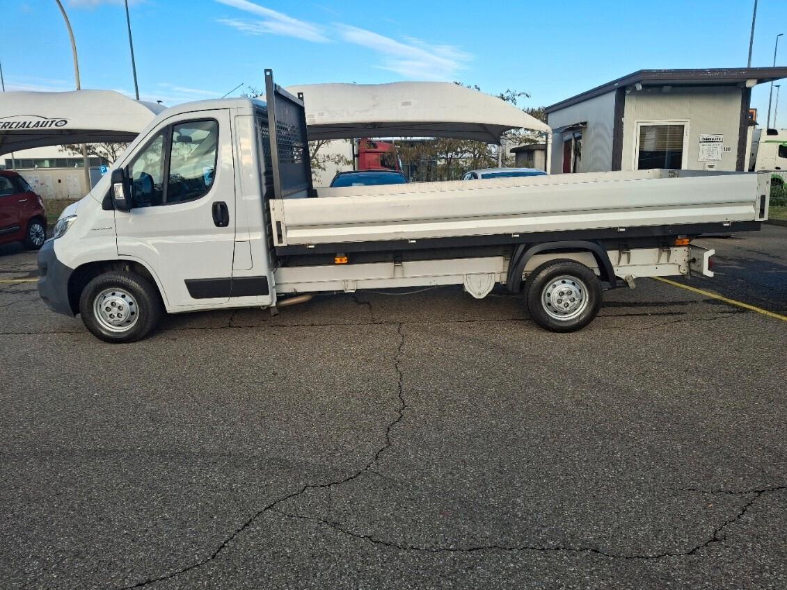 Fiat Ducato 35 2.3 MJT 130CV PLM-SL Scudato Maxi