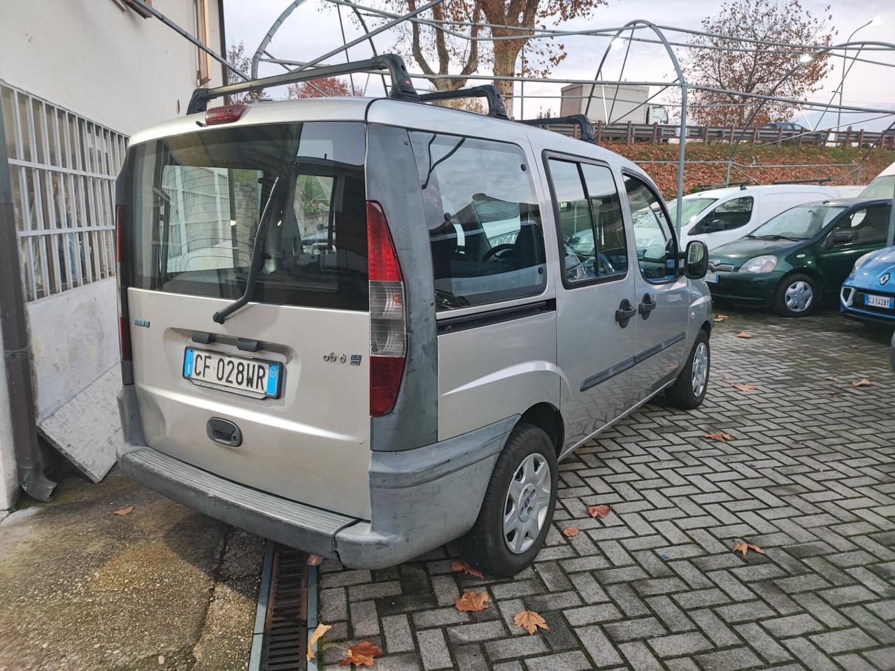Fiat Doblo 1.9 JTD 5 posti