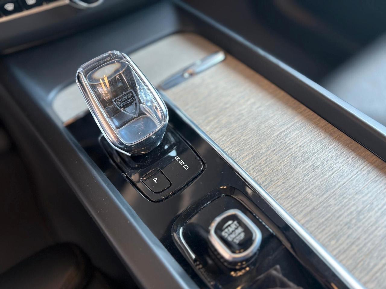Volvo XC 60 B4 (d) automatico Plus Bright