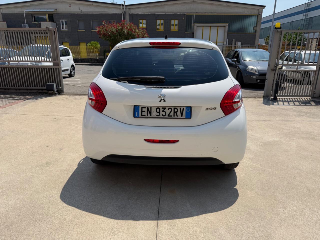 Peugeot 208 1.4 HDi 68 CV 5 porte Access