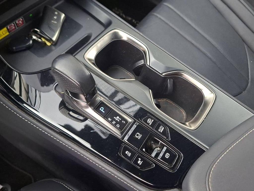 Lexus NX 2.5 Plug-in F-Sport 4WD e-CVT