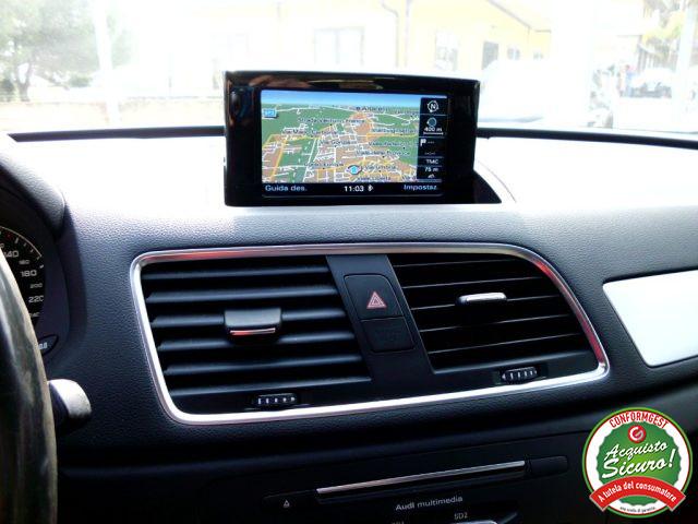 AUDI Q3 2.0 TDI 120 CV Business