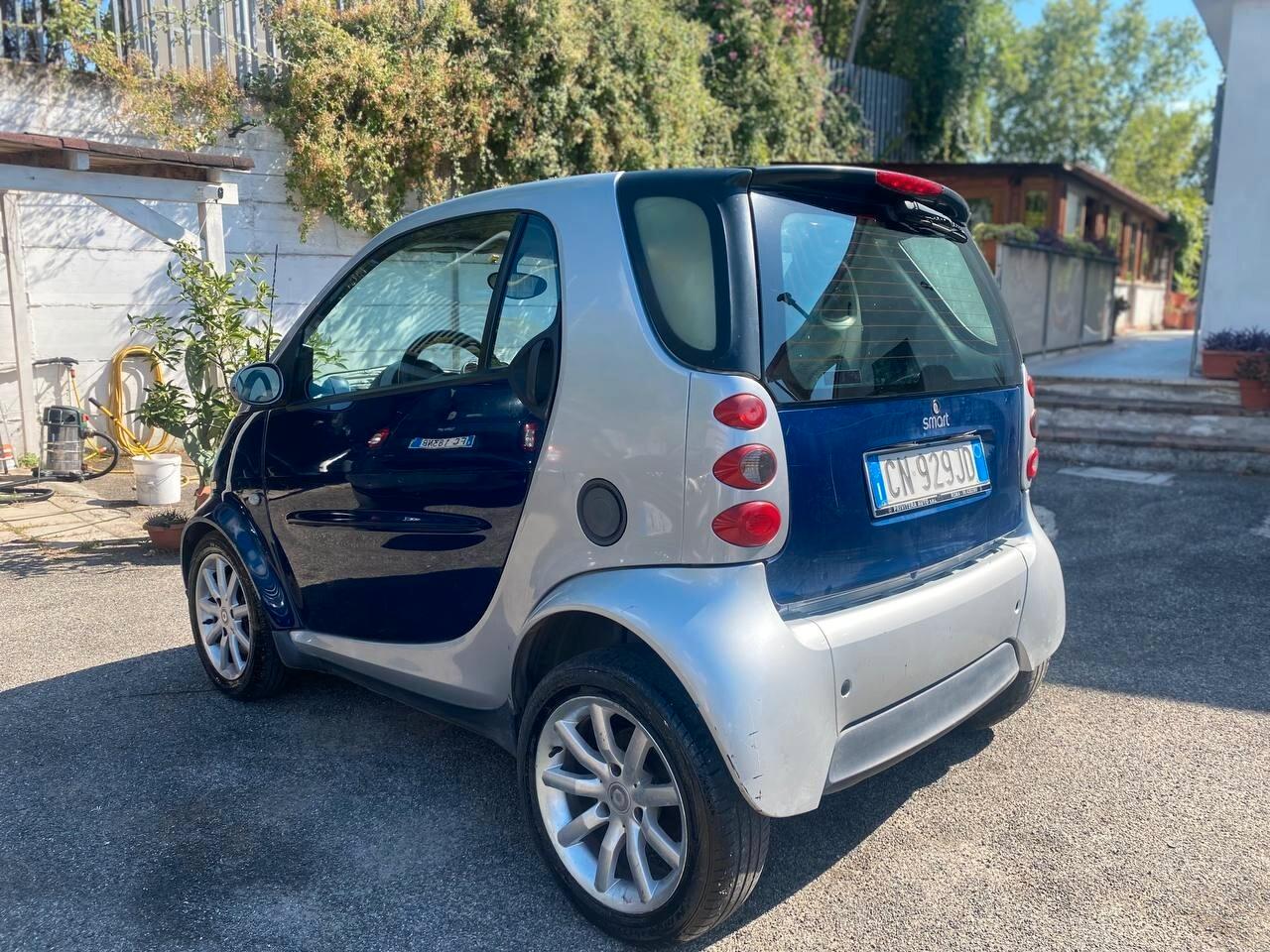 Smart ForTwo 700 coupé passion (45 kW)