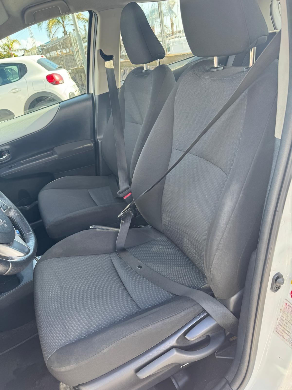 Toyota Yaris 1.5 Hybrid 5 porte Lounge