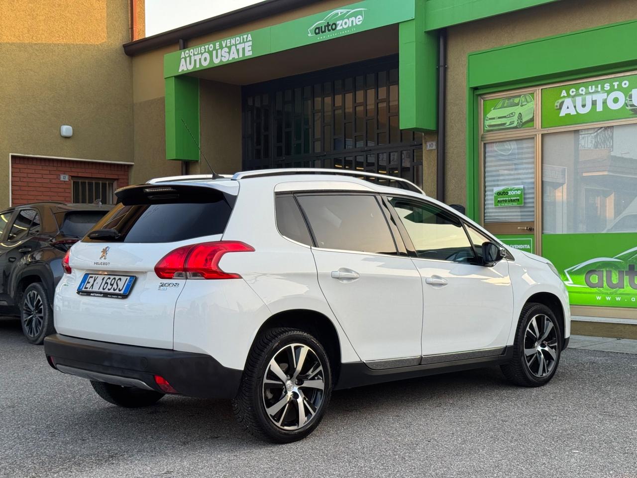 Peugeot 2008 1.6 e-HDi 92 CV Stop&Start Urban Cross