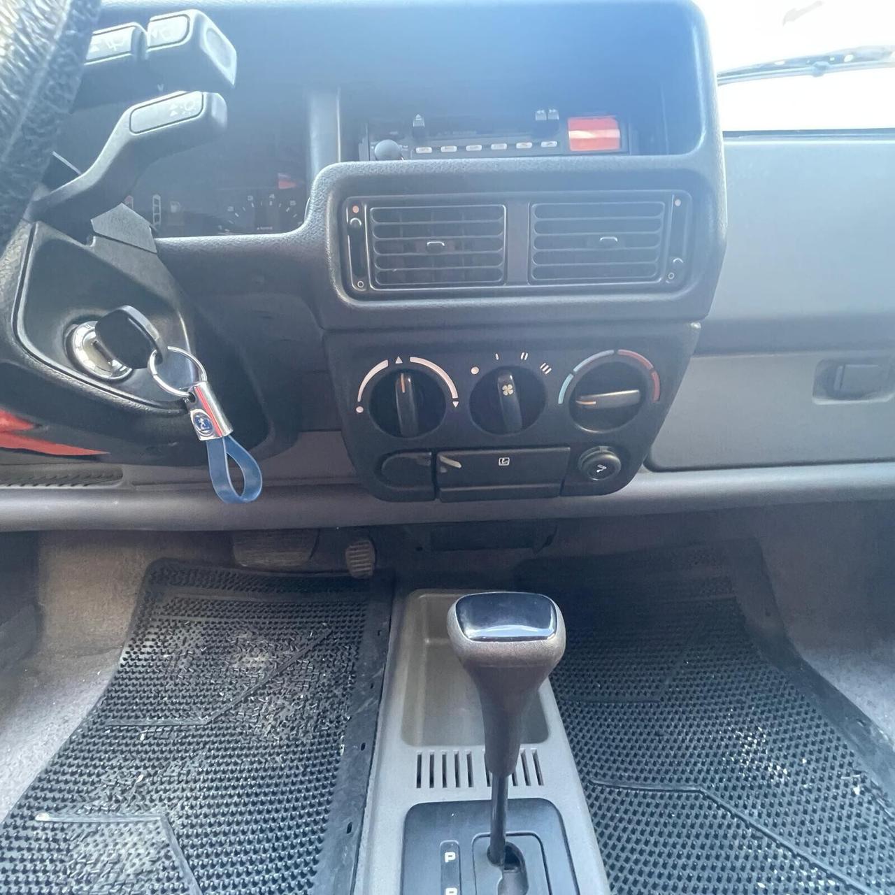 FORD FIESTA 1.1 49Cv. GHIA AUTOMATICA
