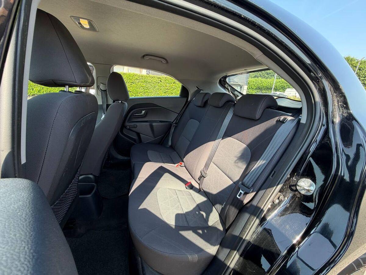 Kia Rio 1.2 cvvt Active 5p E6