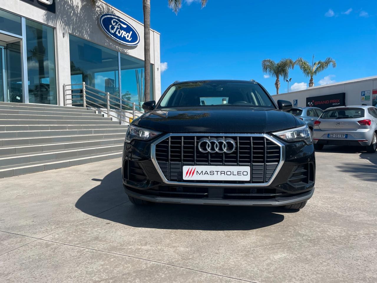 Audi Q3 35 TDI S tronic Business