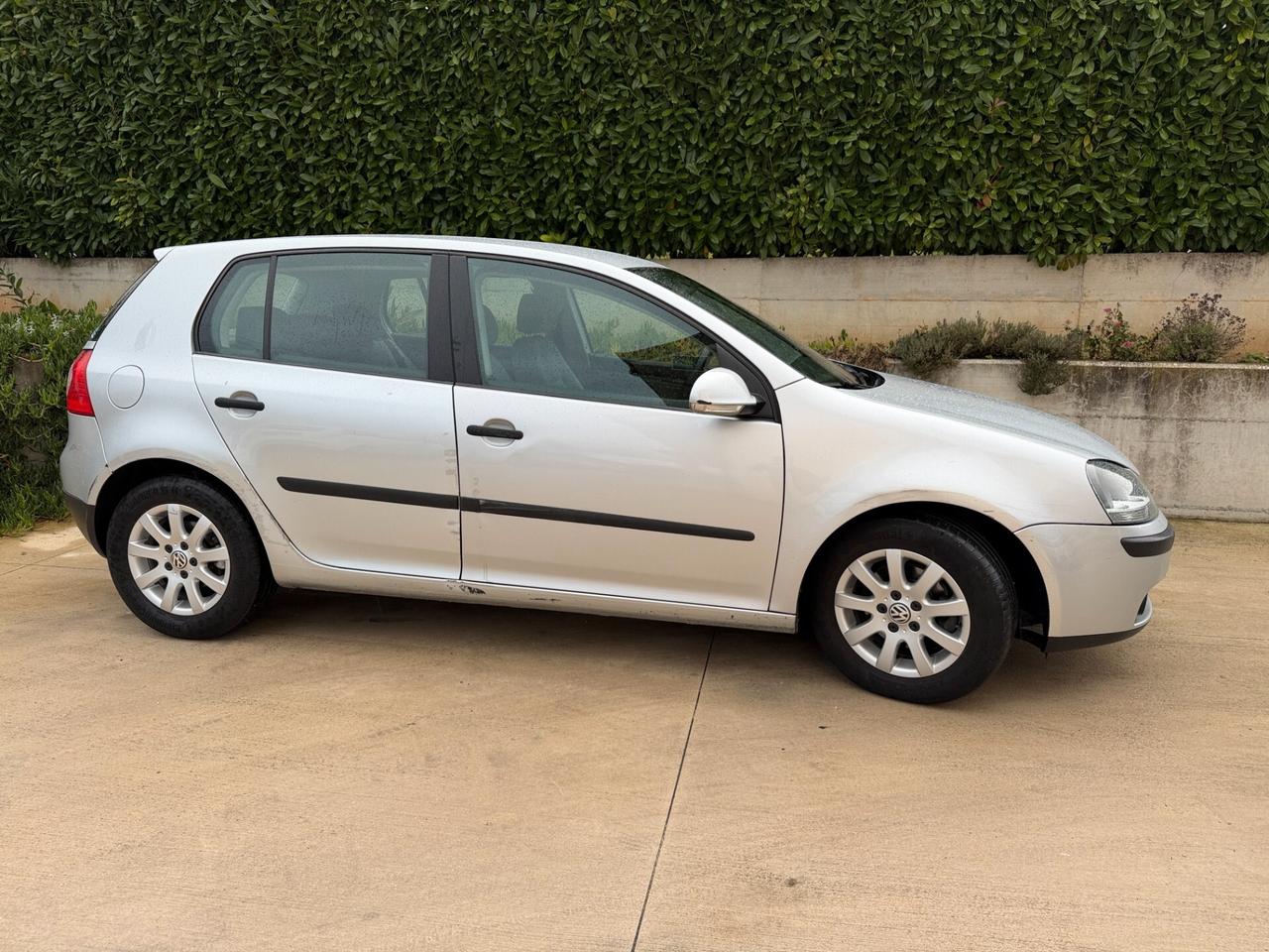 Volkswagen Golf 5 1.9 /105 cv Sport line