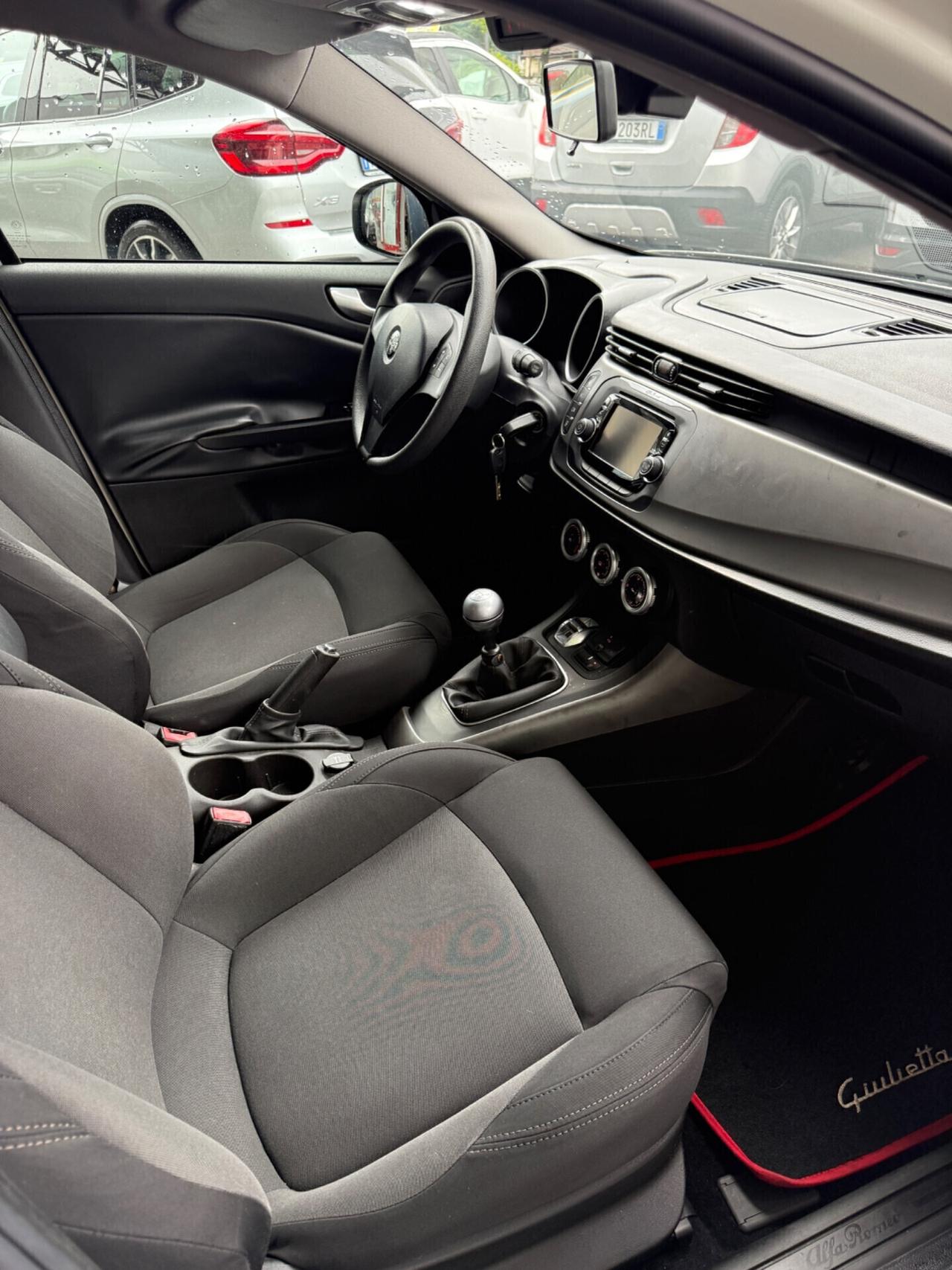 ALFA ROMEO GIULIETTA 1.6 JTDm-2 EXCLUSIVE neopatentati