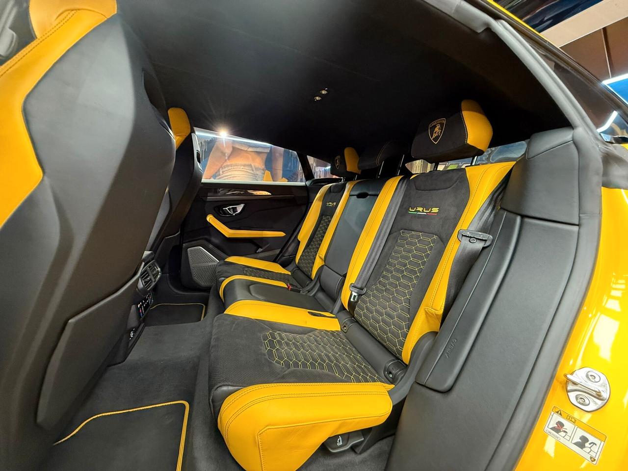 Lamborghini Urus 4.0 (878)