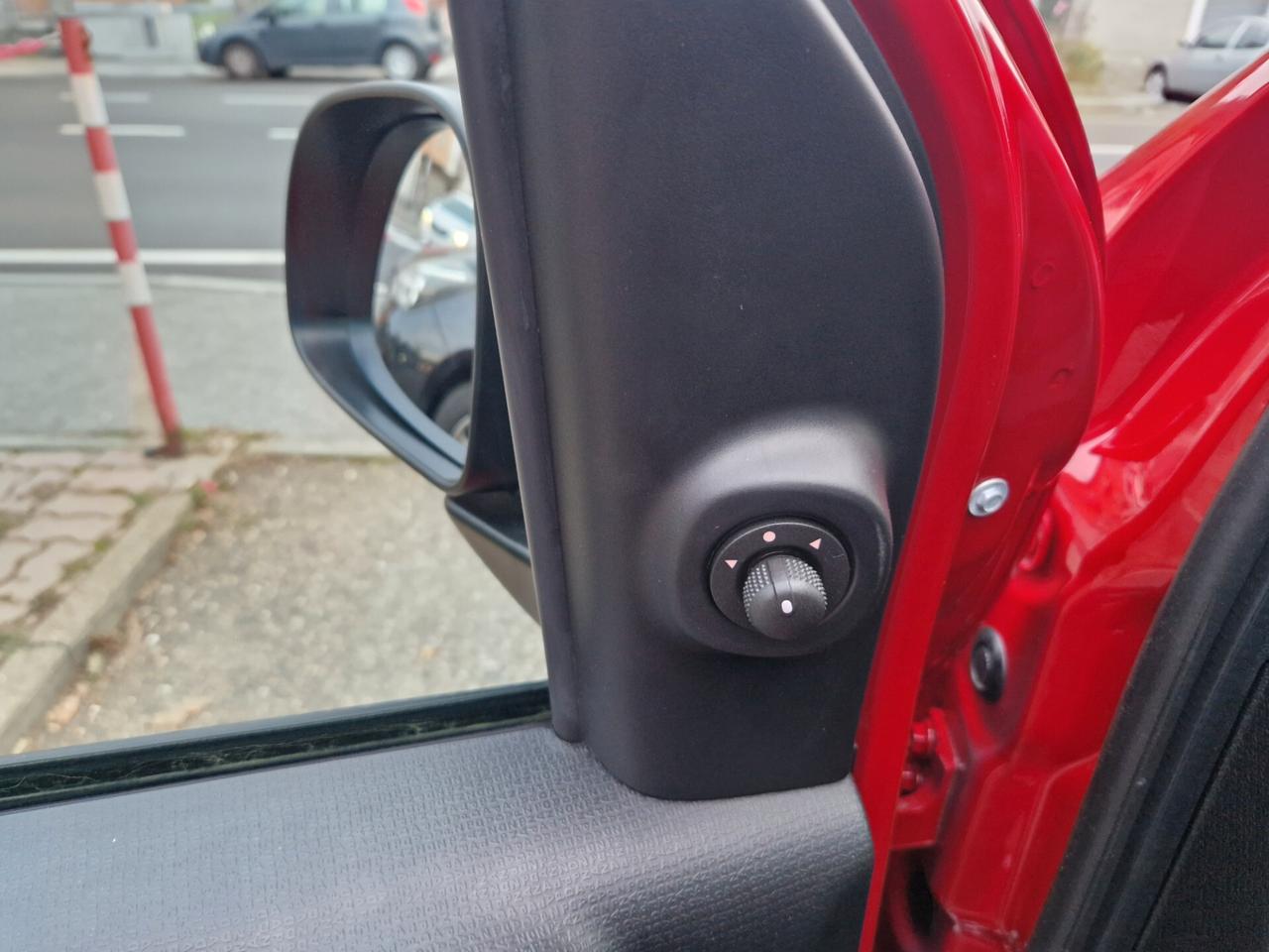 Fiat Panda hybrid 1.0 70CV "SOLO 700 km" Bluetooth, Sensori p