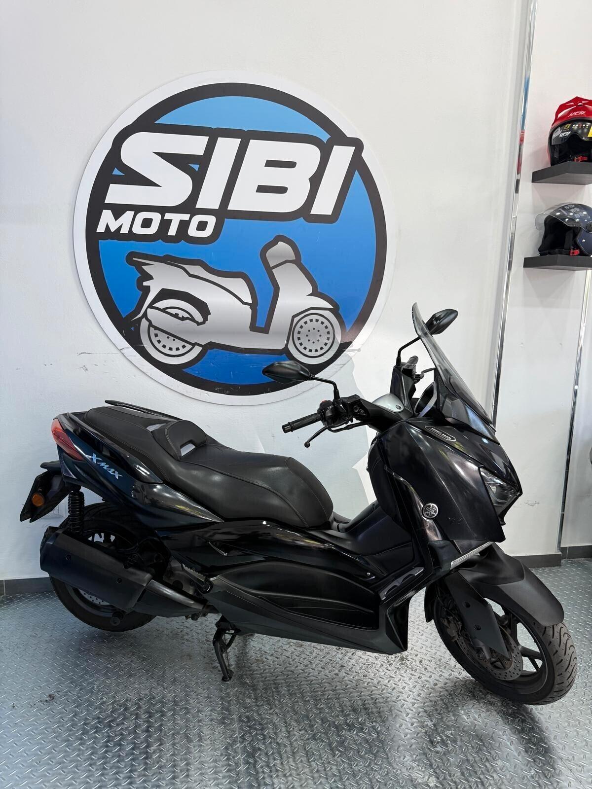 Yamaha X-MAX 300