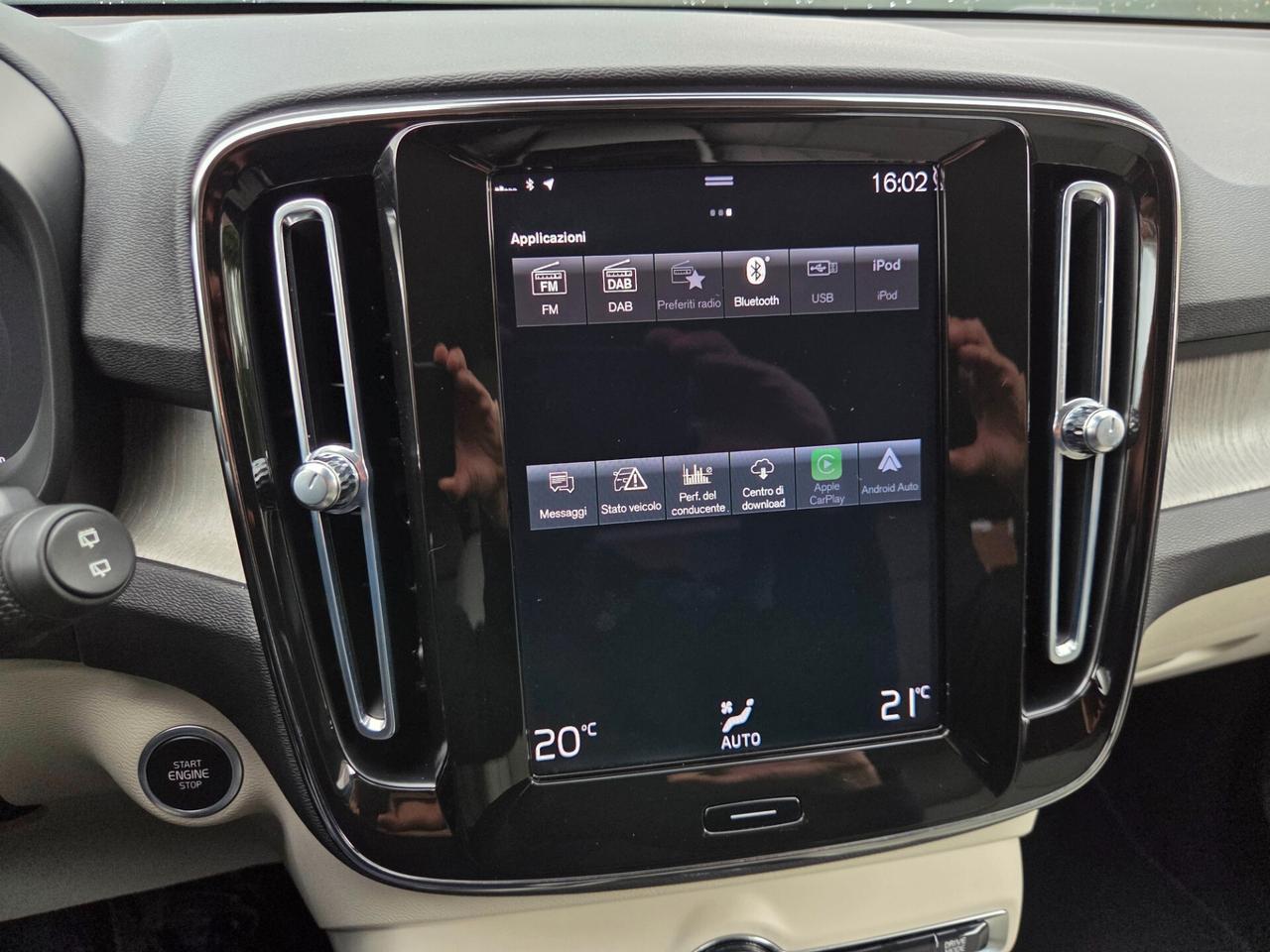 Volvo XC40 T2 automatico Core 129cv