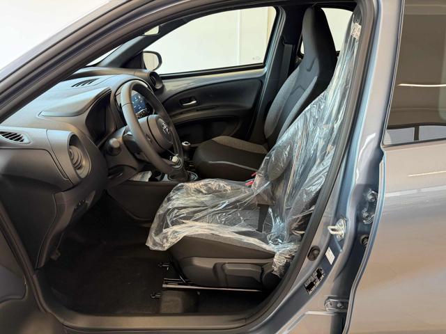 TOYOTA Aygo X 1.0 VVT-i 72 CV 5 porte Active Km0