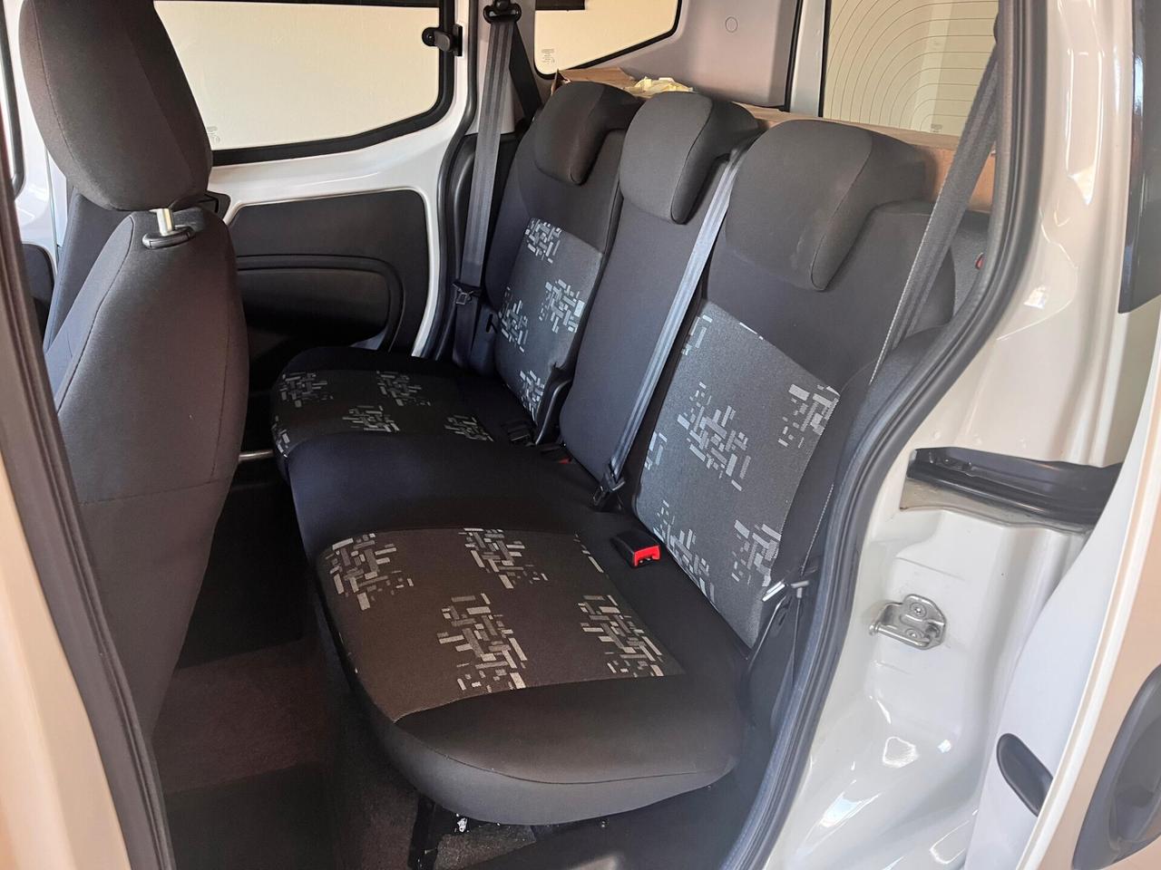 Fiat Qubo 1.3 MJT 75 CV Trekking