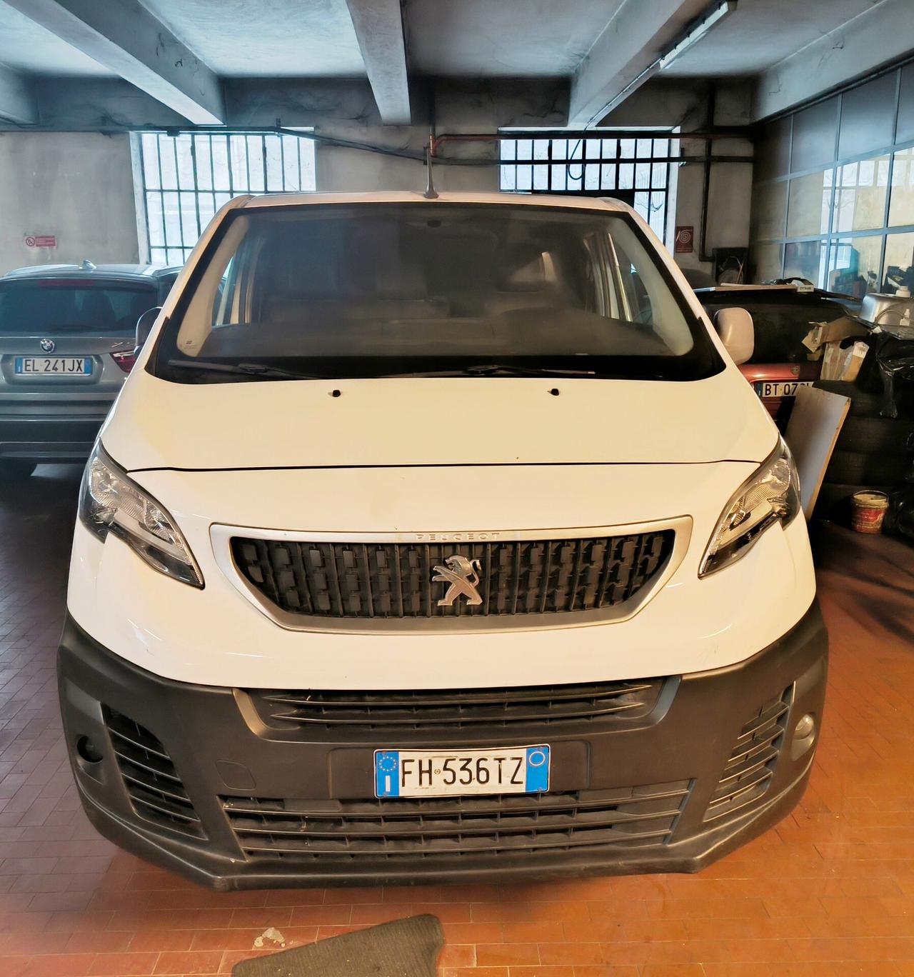 Peugeot Expert CON MOTORE FUSO