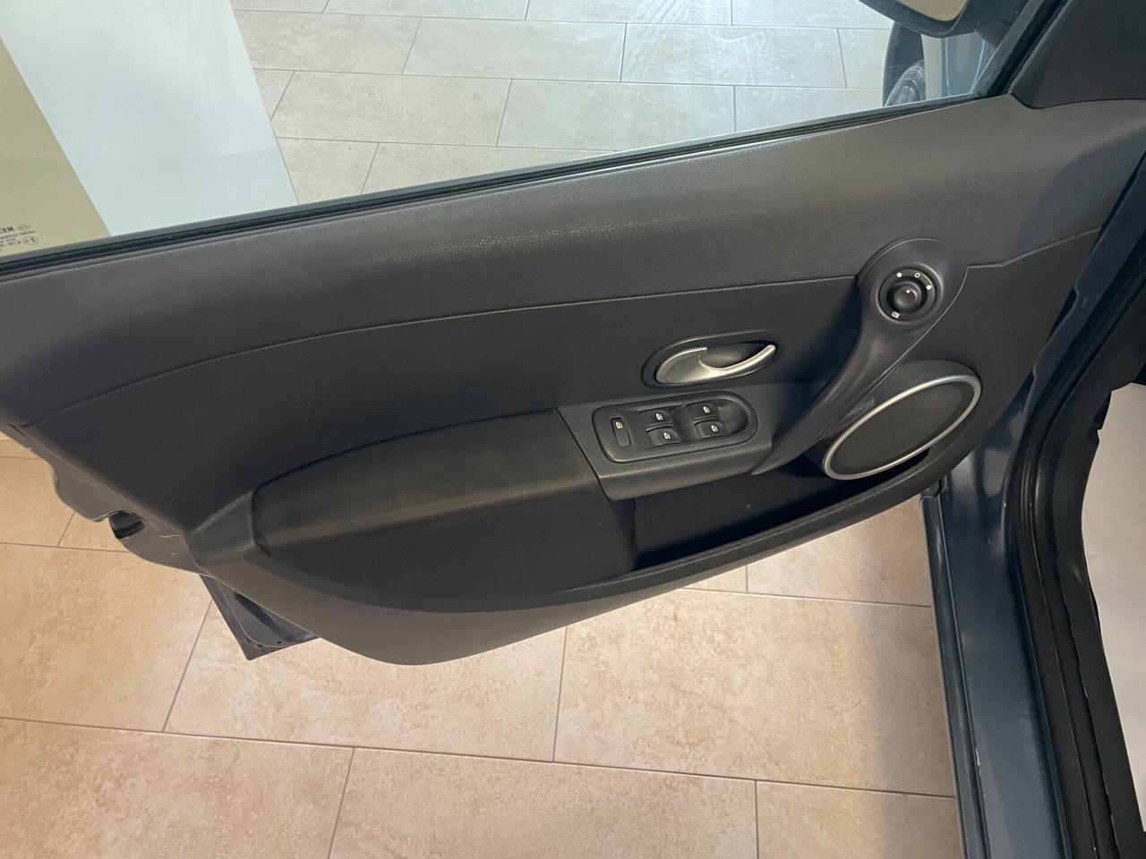 Renault Clio 1.2 GPL 5p Dynamique Distribuzione Tagliandata Neopatentati