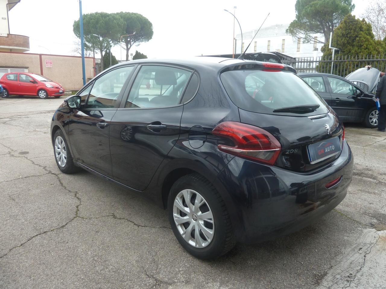 Peugeot 208 PureTech 82 CV 5 p. Ok Neopatentati