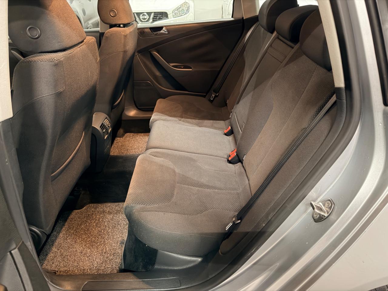 Volkswagen Passat 1.9 TDI/105CV Var. Comfortline