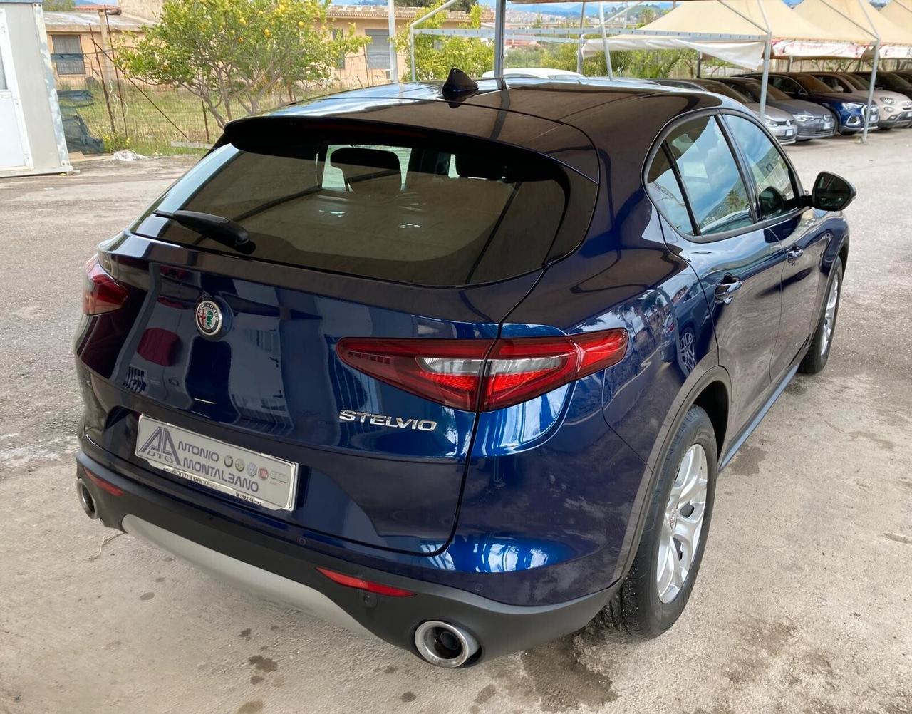 Alfa Romeo Stelvio 2.2 Turbodiesel 160 CV AT8 RWD Business