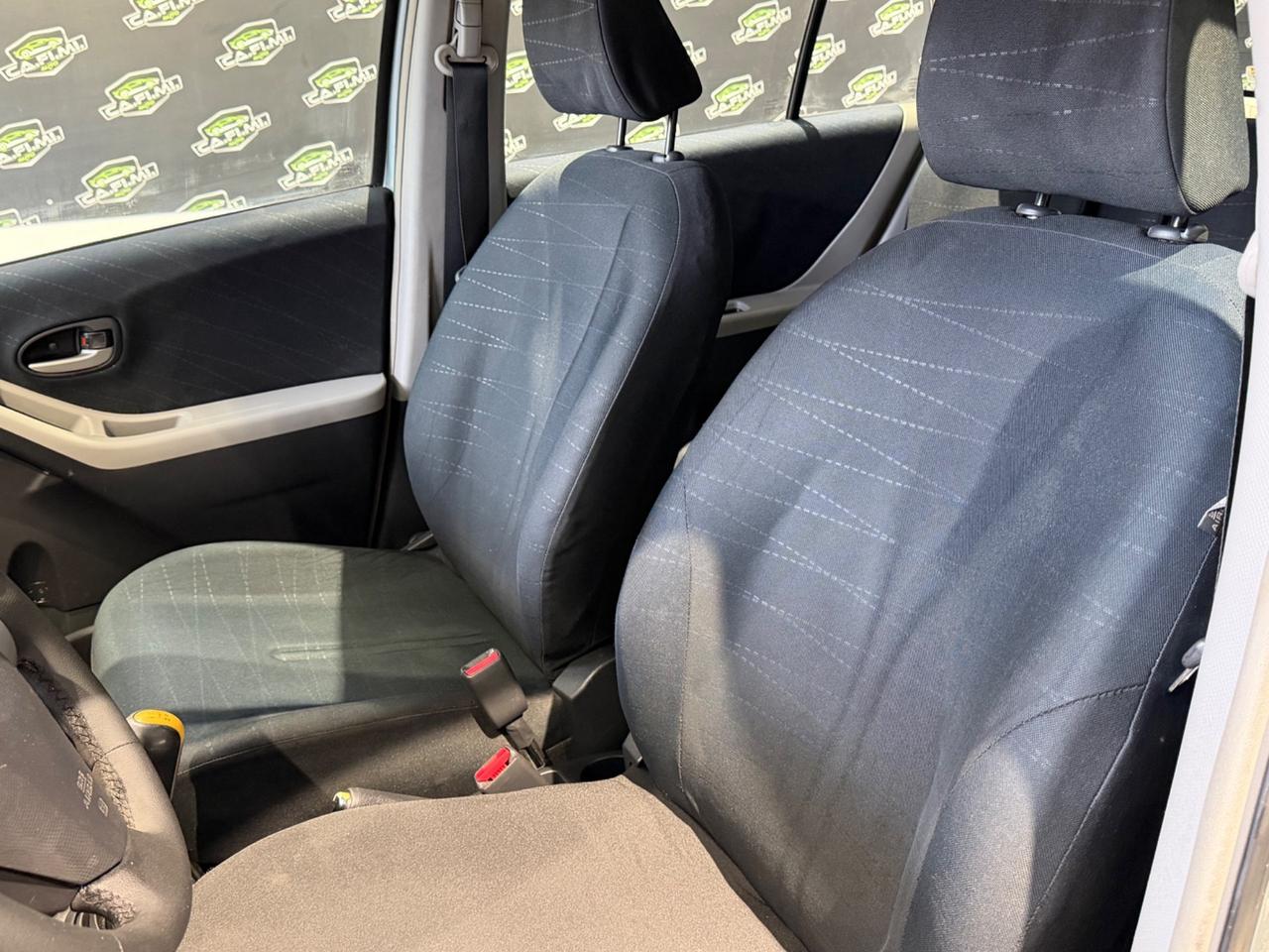 Toyota Yaris - 2007 1.0 BENZINA 69 CV 5 porte