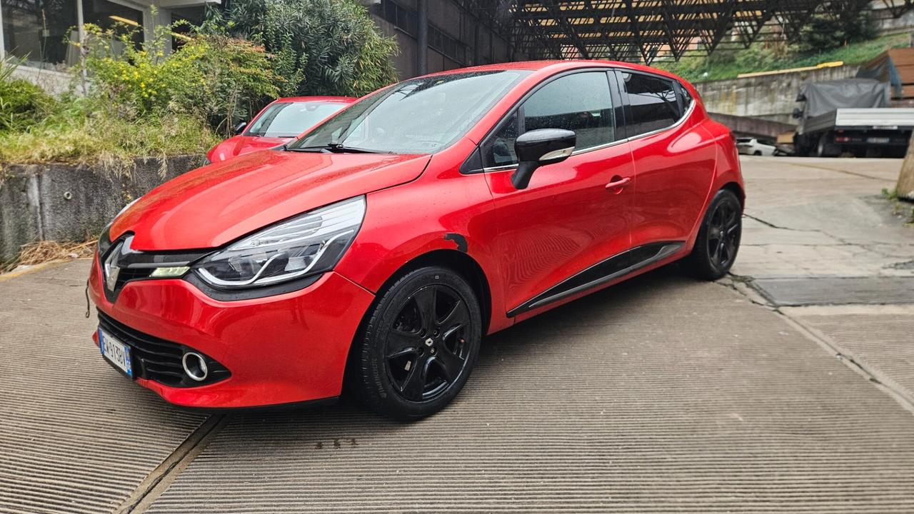 Renault Clio 0.9 TCe 12V 90CV 5 porte Costume National