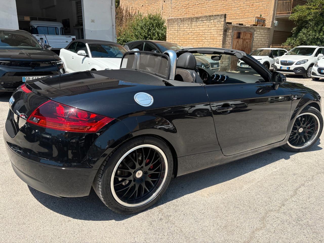 Audi TT Roadster 2.0 TFSI 200 CV S-LINE