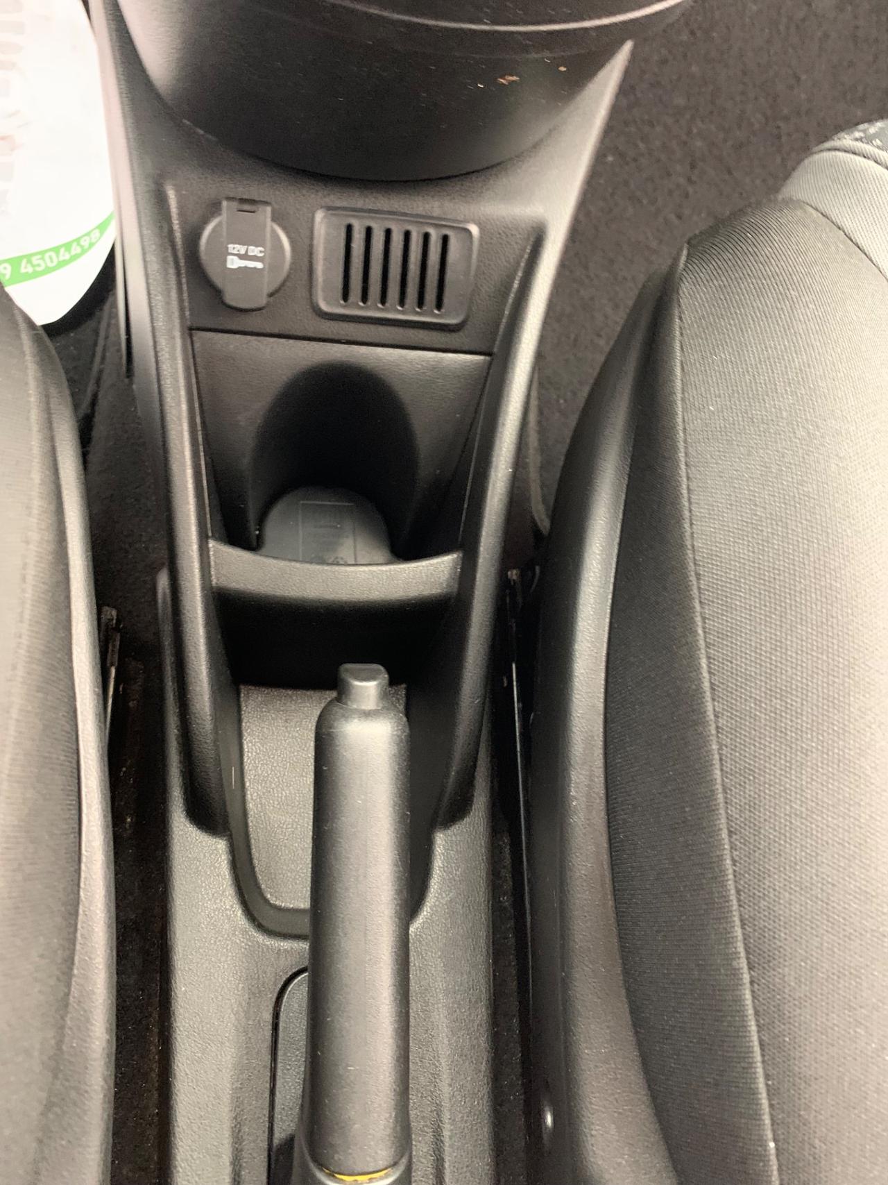 Lancia Ypsilon 1.0 FireFly 5 porte S&S Hybrid Alberta Ferretti