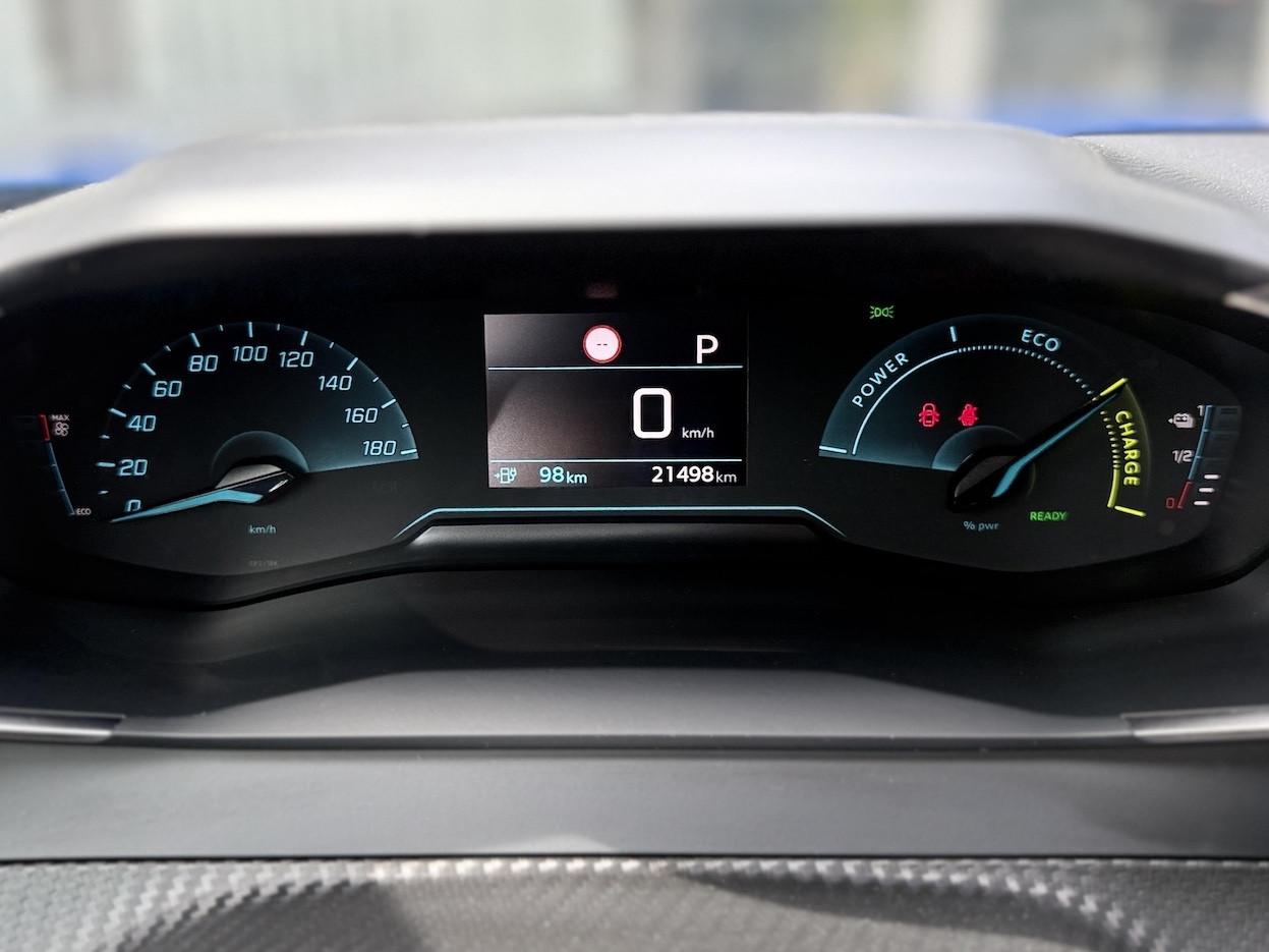 Peugeot e-2008 100kw 136CV Automatica - 2022