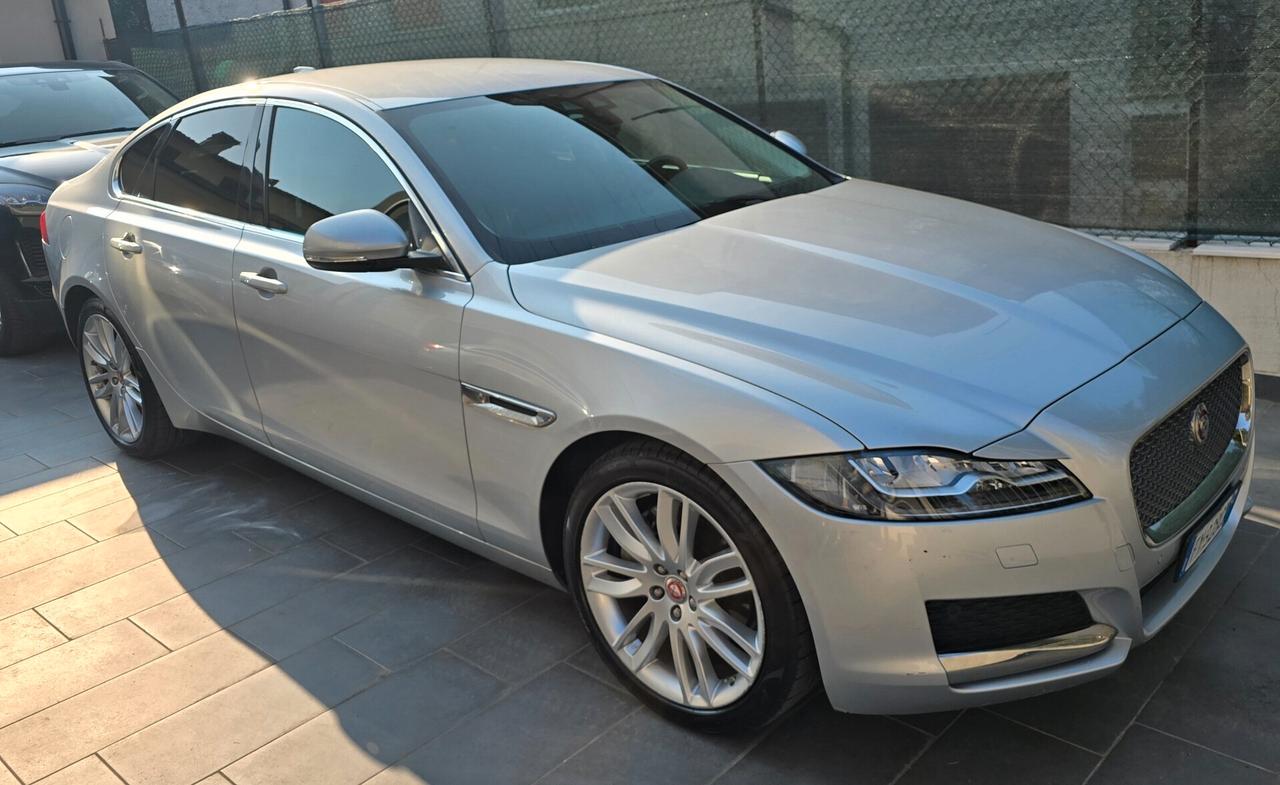 Jaguar XF 2.0 D 240 CV AWD aut. Portfolio