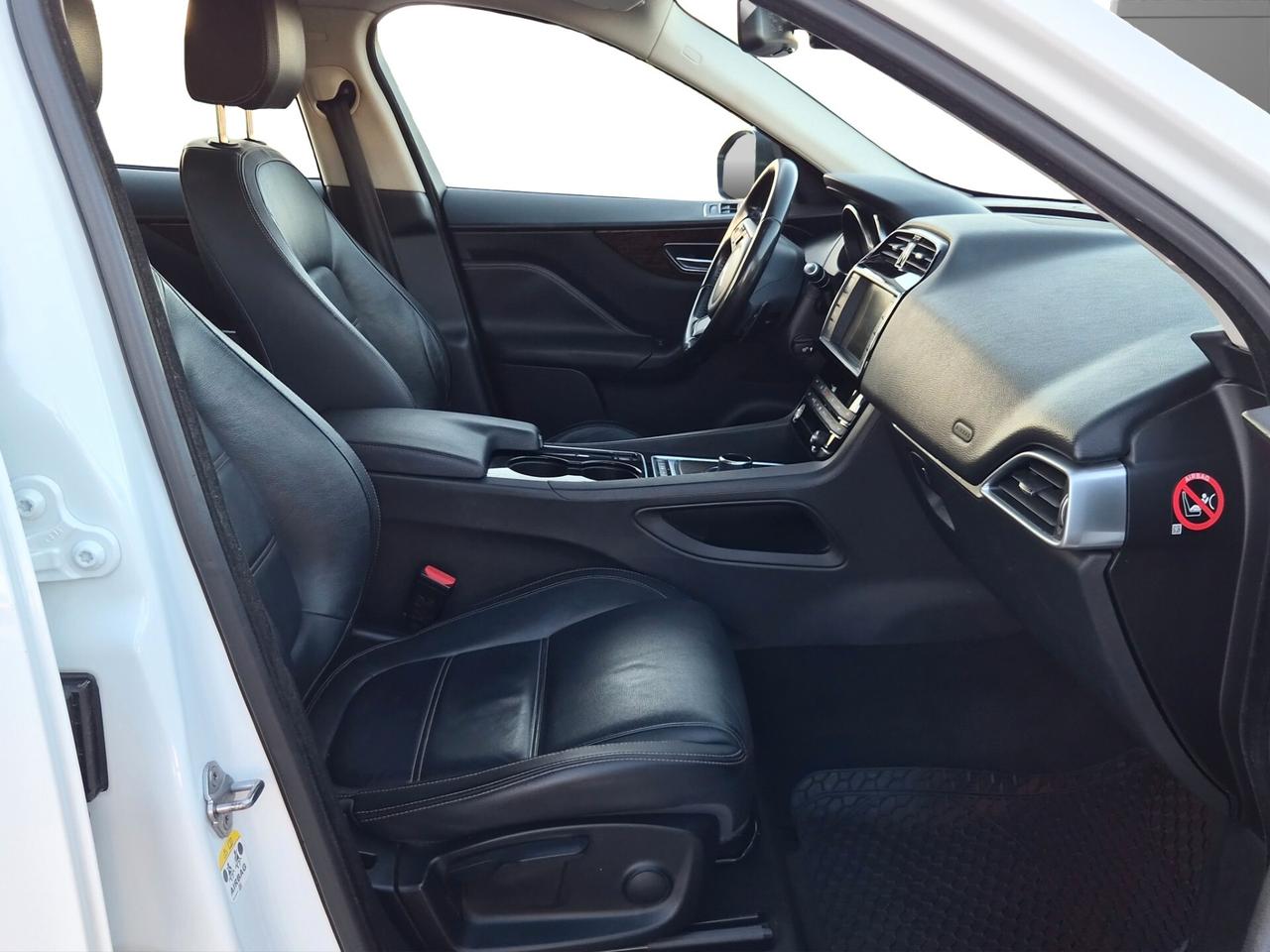 Jaguar F-Pace 2.0 D 180 CV AWD aut. Prestige