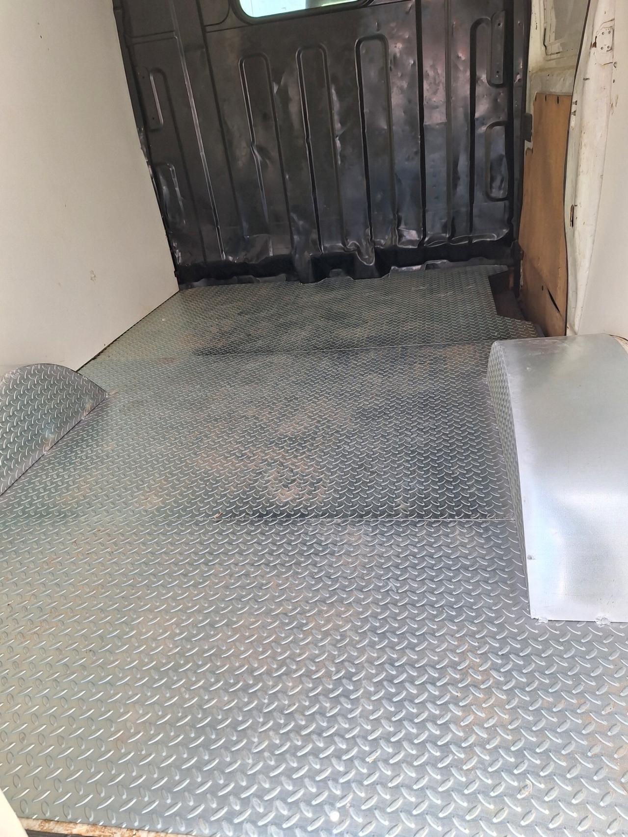 Iveco Daily C 2.3 hpi 29 L 10 95 cv