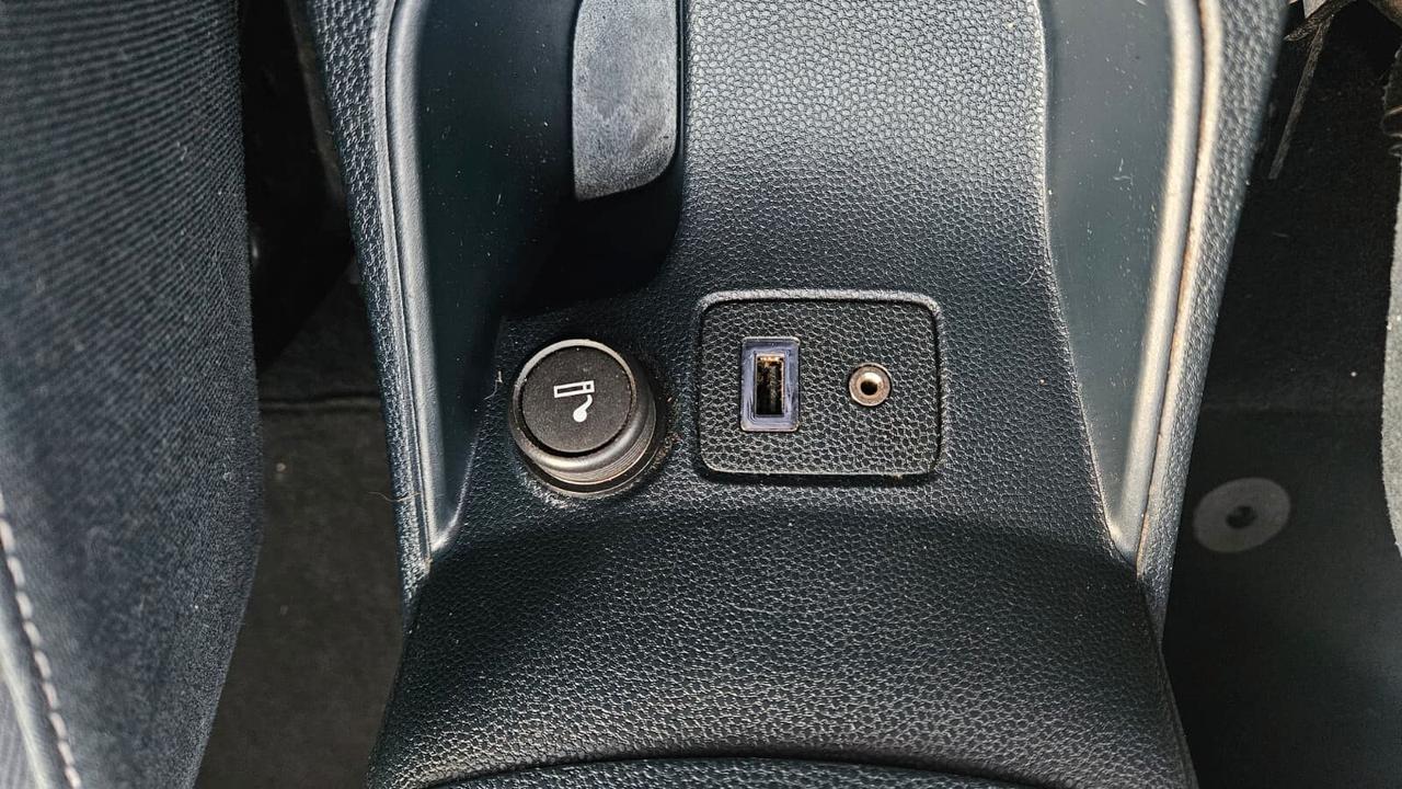 Ford Fiesta 1.4 TDCi 70CV 5 porte Titanium