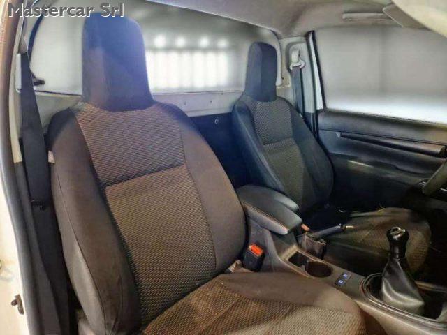 TOYOTA Hilux 2.4 d-4d 150cv extra cab Comfort 4wd 4x4 - FY913CX