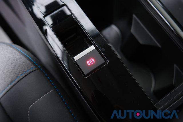 CITROEN C4 PURETECH 130 S&S EAT8 MAX FARI LED