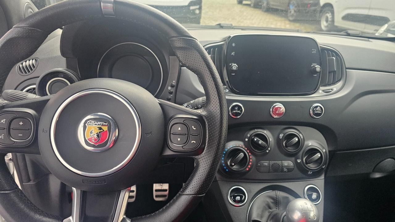 Abarth 595 1.4 Turbo T-Jet 165 CV