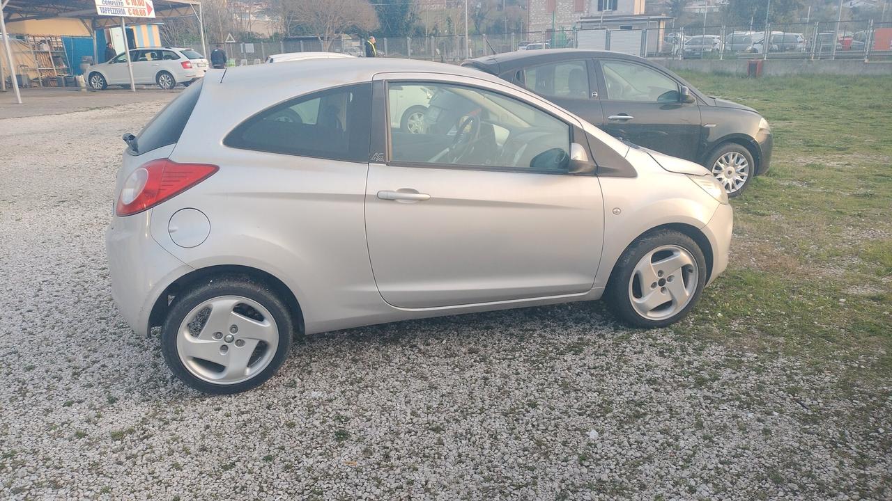 Ford Ka 1.3 TDCi 75CV Titanium