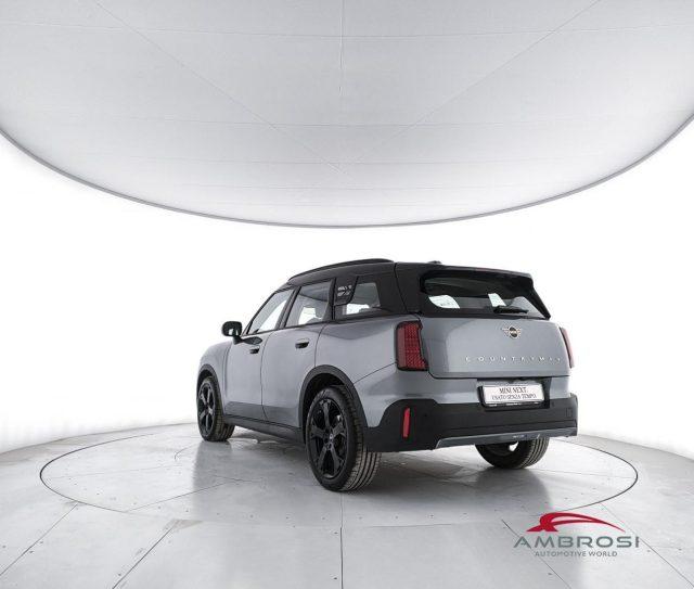 MINI Countryman Cooper 2.0 D 48V Favoured auto