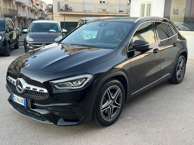 MERCEDES-BENZ GLA 200 d Automatic Premium