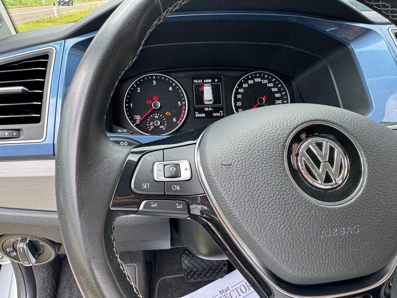 Volkswagen Multivan T6 BULLI SIX - WEBASTO FULL