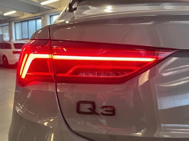 Audi Q3 Sportback 40 Tdi Q. S-tr. S-line, Tetto, Matrix