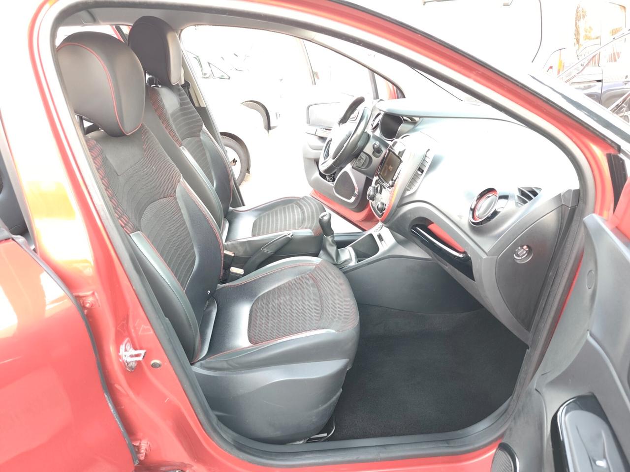 Renault Captur 1.5 dCi BICOLOR Project Runway
