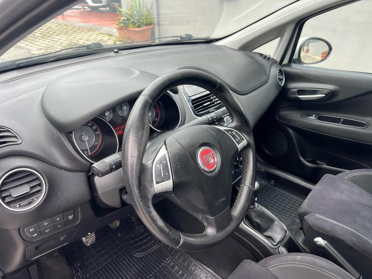 Fiat Punto 1.4 Metano Natural Power Lounge 2013