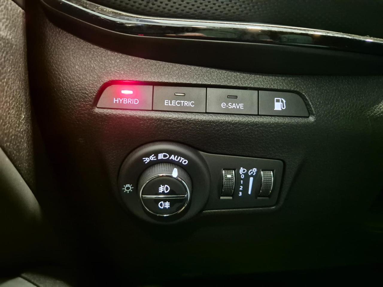 Jeep Compass 1.3 turbo t4 phev Trailhawk 4xe auto