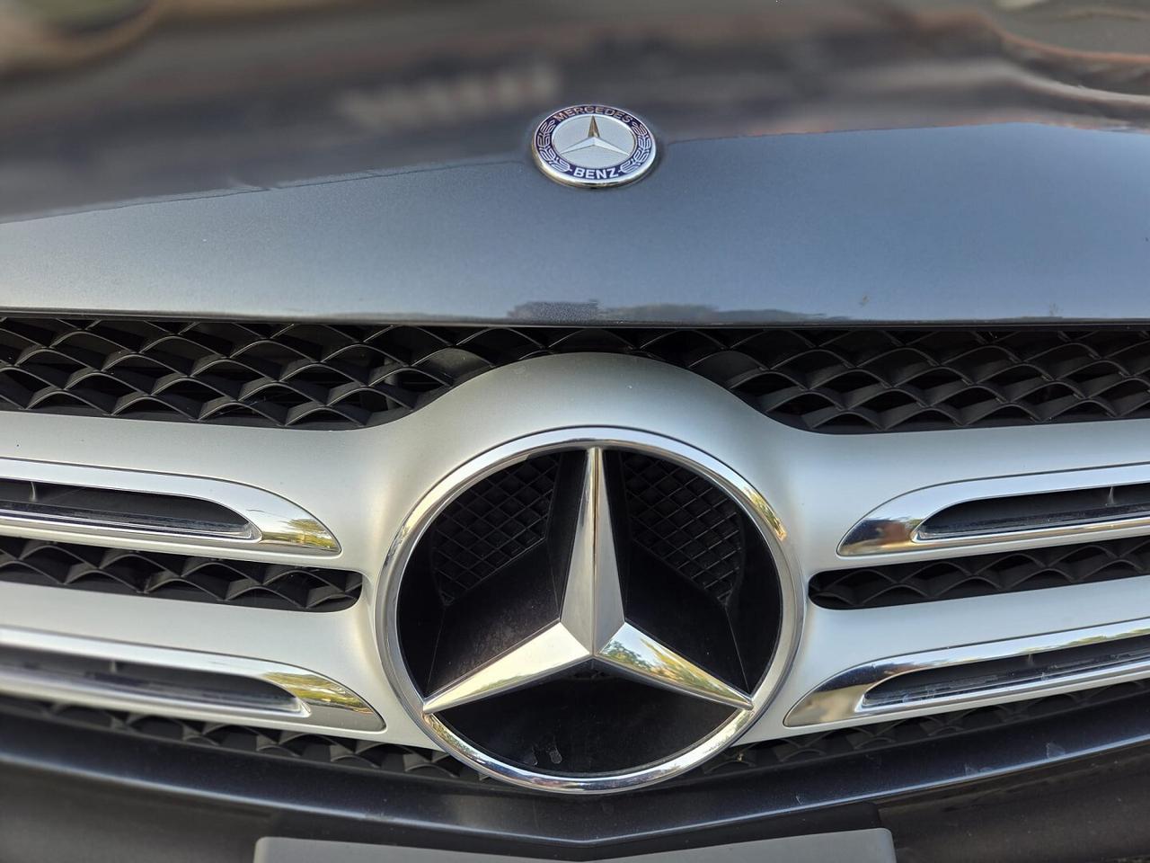 MERCEDES GLC 250 4MATIC PREMIUM + AMG PACK +GANCIO