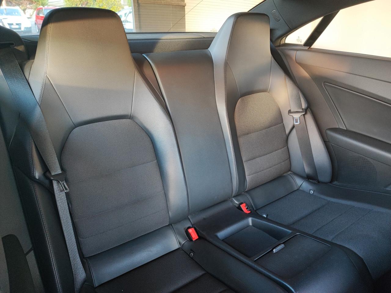 Mercedes-benz E 220 CDI Coupé BlueEFFICIENCY