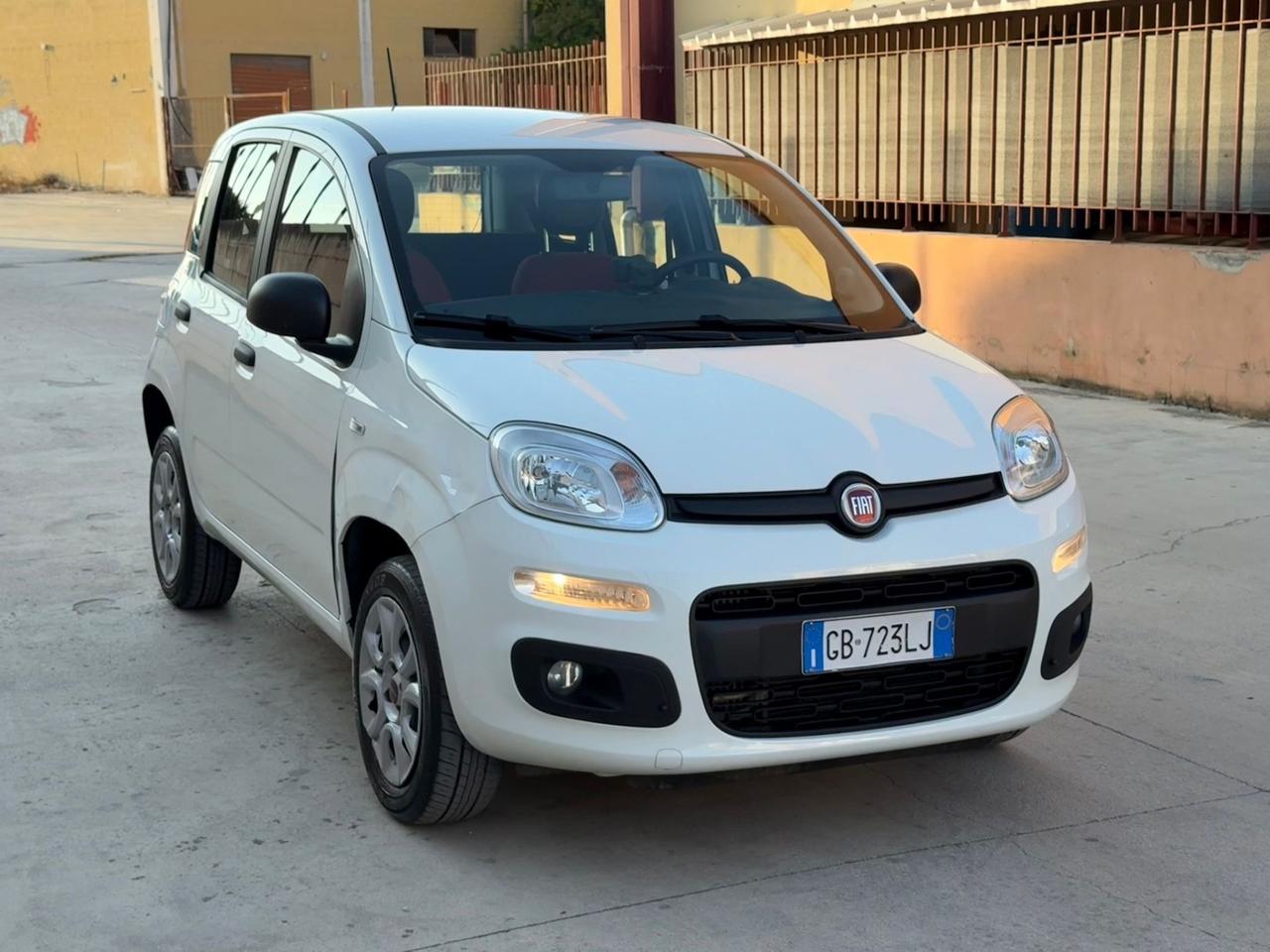 Fiat Panda 0.9 TwinAir Turbo Natural Power Lounge
