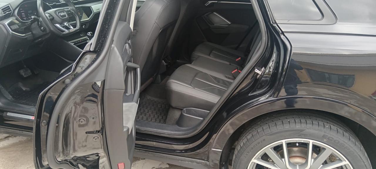 Audi Q3 35 TDI S tronic line edition